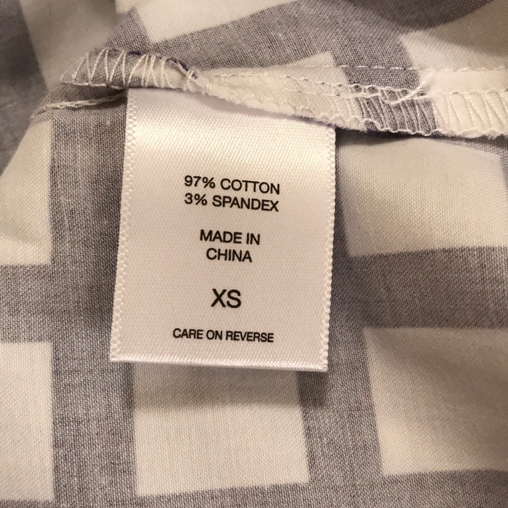 Fun purple and white shirt NWT size XS - Picture 4 of 5